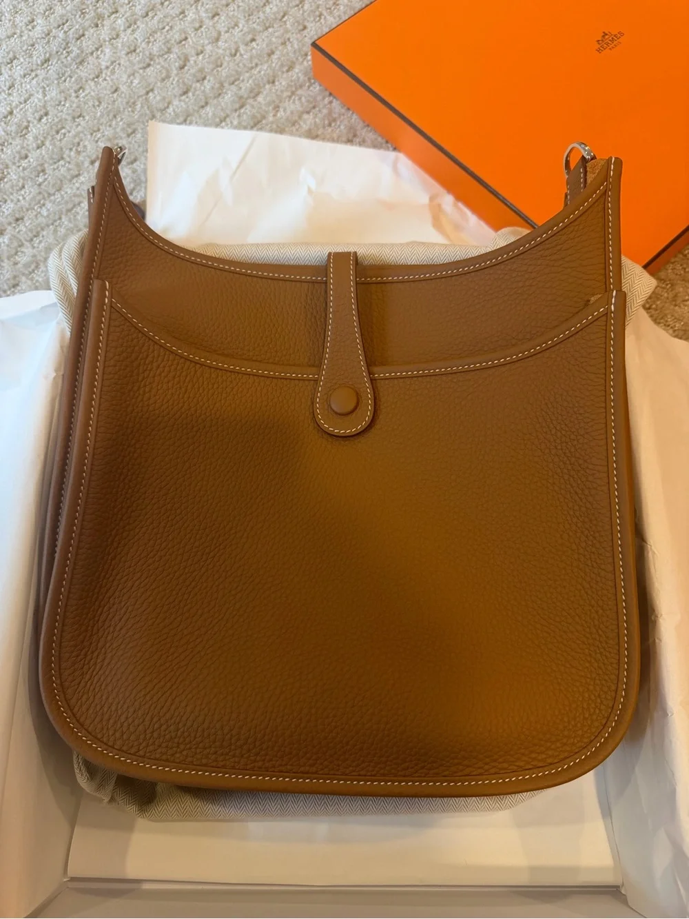 Hermès Evelyne III 29 Shoulder Bag in Gold Clemence Bull Calfskin Leather